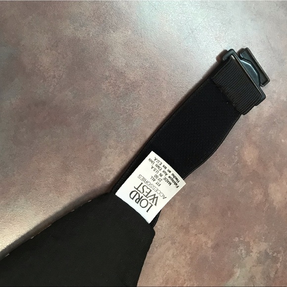 Vintage 90’s Tie and Cummerbund set - Picture 2 of 5